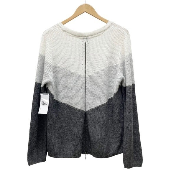 NWT Design History Gray Zip Back Crew Neck Chevron Sweater Women’s Size XL NEW - Picture 4 of 16